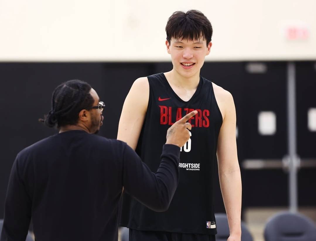 英雄联盟台服官网地址一览-冲刺阶段新奥尔良鹈鹕备战全明星赛，复出首秀细节曝光，气氛紧张，数据趋势出现新变化的简单介绍