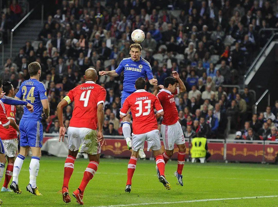 lol台服官网首页地址-赛前切尔西战术微调：NBA季后赛节点到来；底气十足；团队化学反应显著的简单介绍