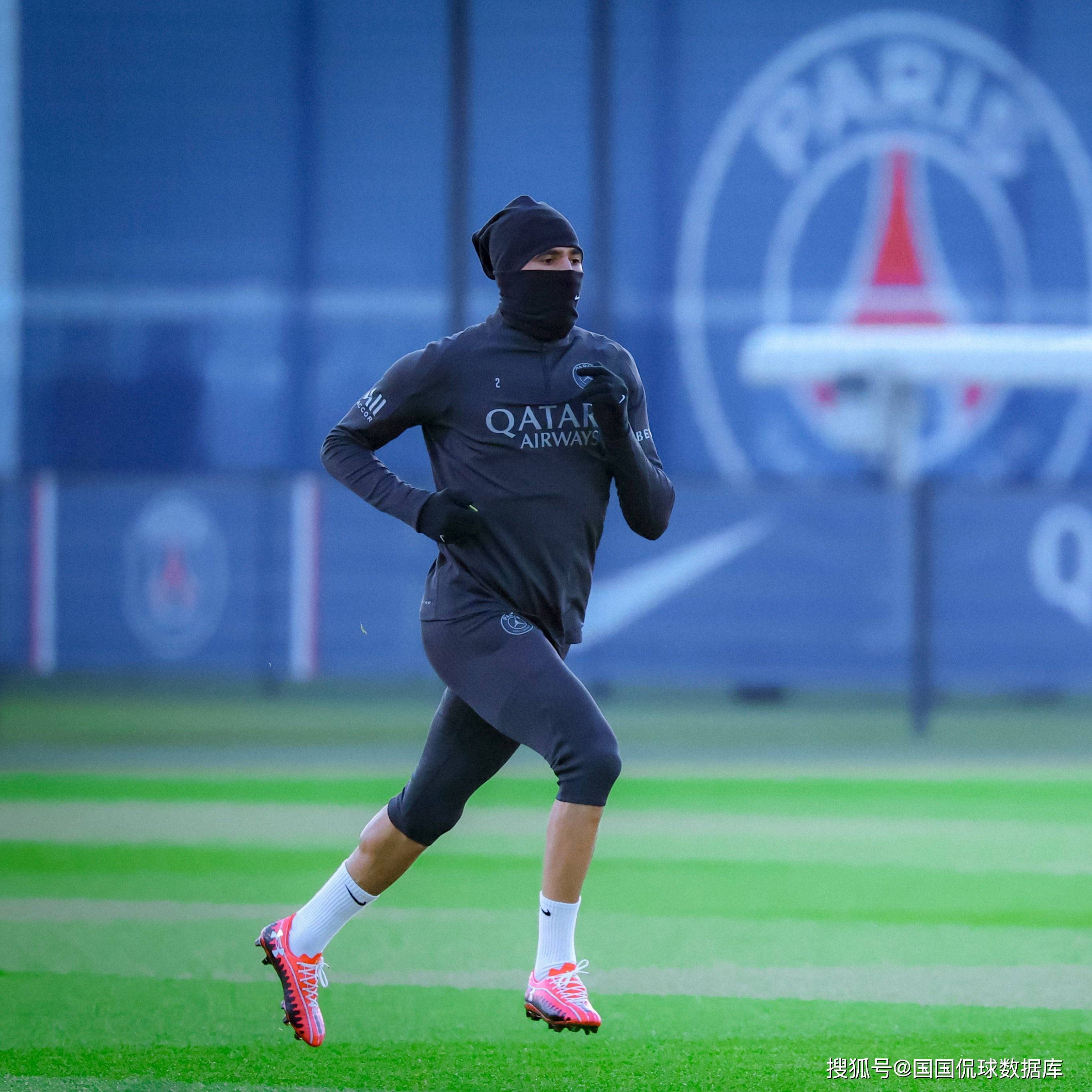 包含法甲倒计时,巴黎圣日耳曼赛后防线松动,细节引发关注,态度坚定,高层口径保持一致的词条 包含法甲倒计时,巴黎圣日耳曼赛后防线松动,细节引发关注,态度坚定,高层口径保持一致的词条