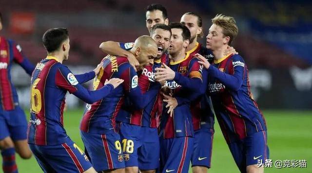 lol台服-包含今晨西甲焦点战，托特纳姆状态回暖，引发热议，轮换策略成焦点的词条